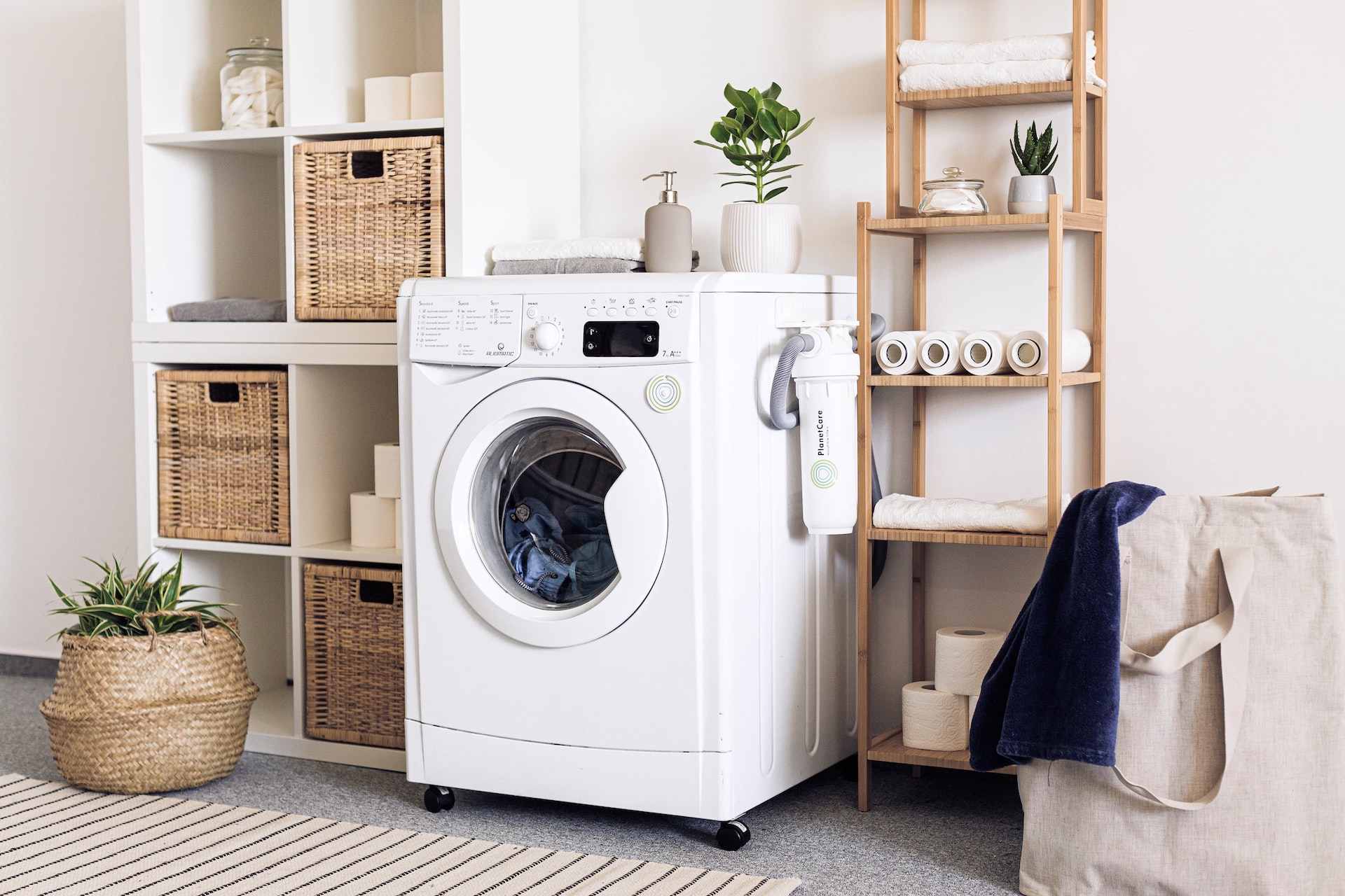 Kā pareizi mazgāt veļu veļas mašīnā?
